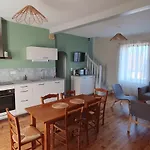 Nyaraló Charmante Maison En Pierre En Perigord 
