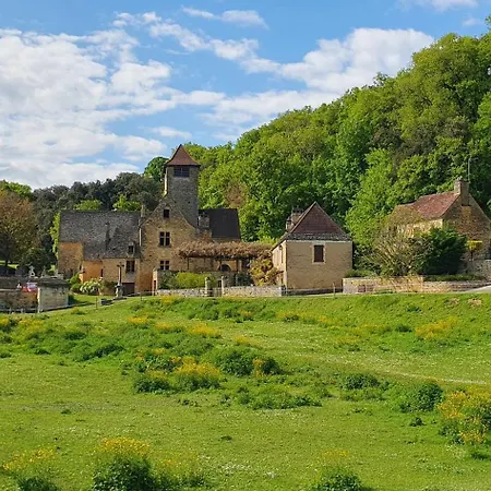 Casa de Férias Charmante Maison En Pierre En Perigord 